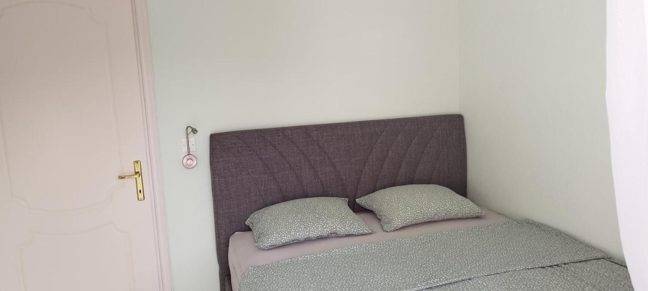 Apartament The Twelve In Iraklitsa Nea Iraklitsa Zewnętrze zdjęcie